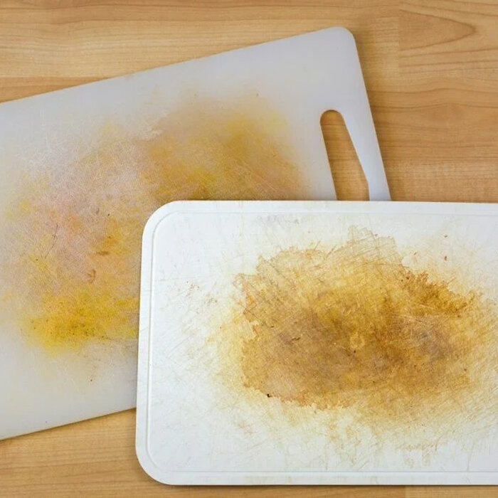 Dirty scratched plastic cutting boards
